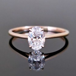 Prsten 0.70ct sa oval dijamanton u žutom zlatu. 2000-800