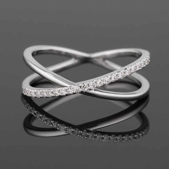 Prsten od belog zlata sa dijamantima 331-195