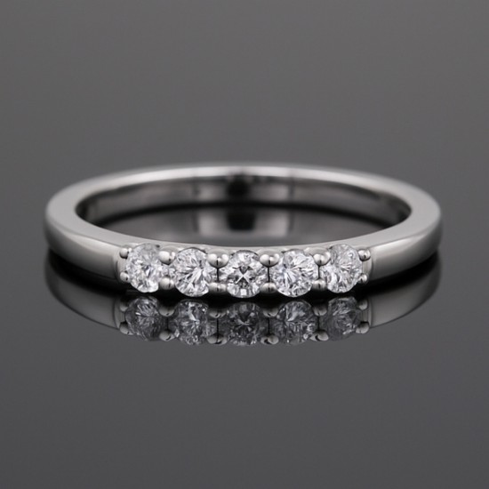 Prsten od belog zlata sa dijamantima 430-242