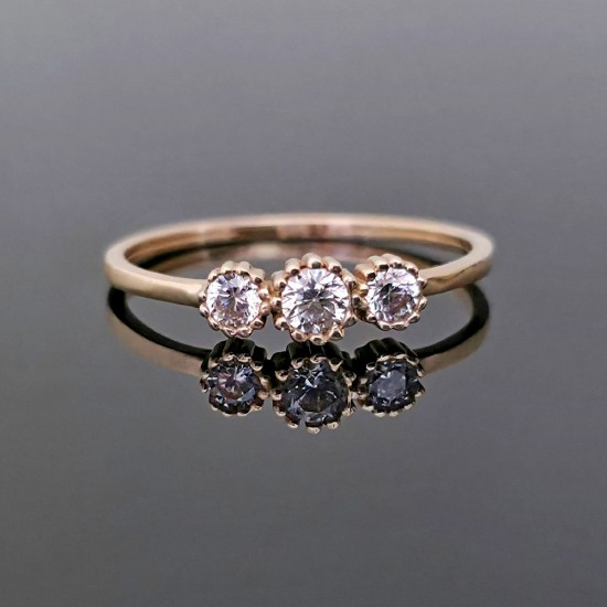 Prsten od žutog zlata sa cirkonima 37-120