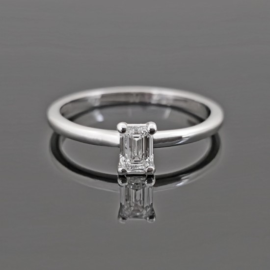 Prsten sa Dijamantom. Brilliant emerald 0.40ct 0104-201