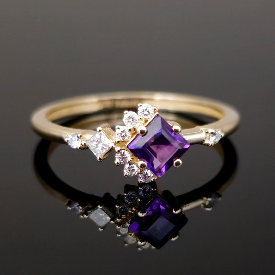 Prsten sa ametistom i brilijantima 0403-180