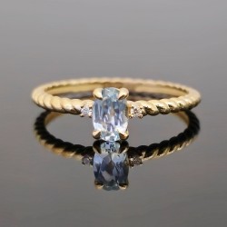 Prsten sa aqvamarinom i brilijantima 2322-180