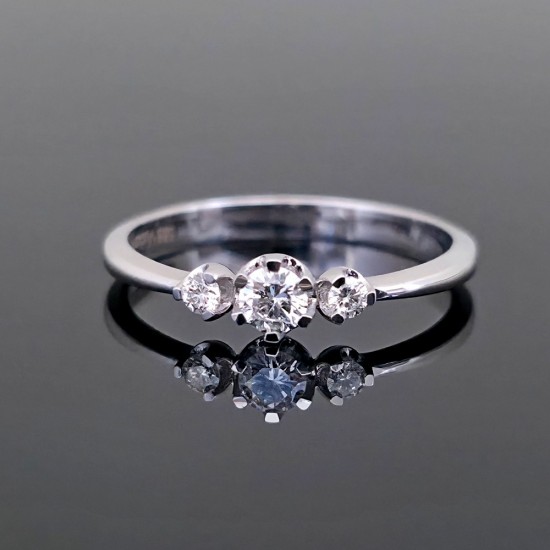 Prsten sa brilijantima od belog zlata 438-280