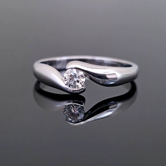 Prsten sa brilijantom 0.17ct VVS-G od belog zlata. 587-506