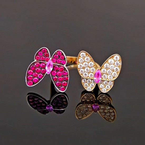 Prsten od žutog i belog zlata sa rubinima, pink safirima I brilijantima 0103-490