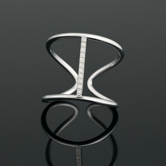 Prsten od belog zlata sa dijamantima 395-238